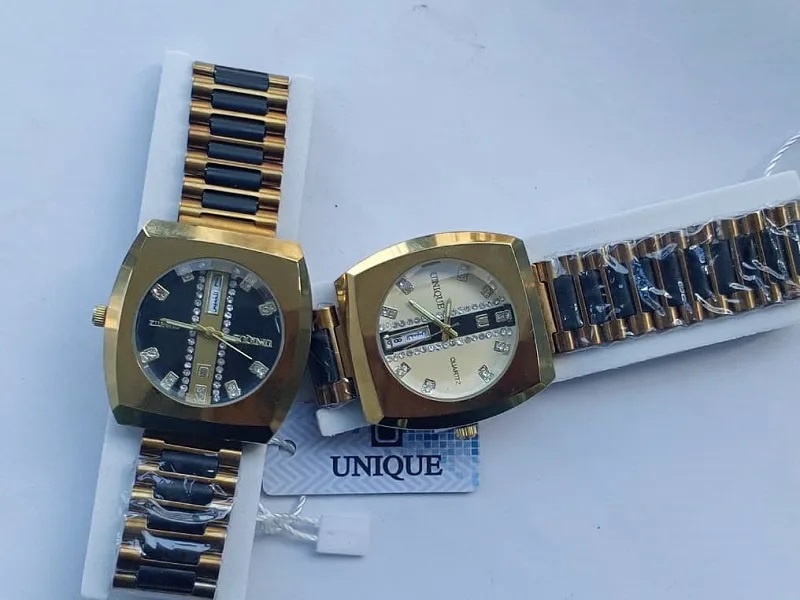 Unique Style Women’s Classic Watch – From 28,000 Frw to 22,000 Frw | Elegant Date Function & Water Resistant Watch