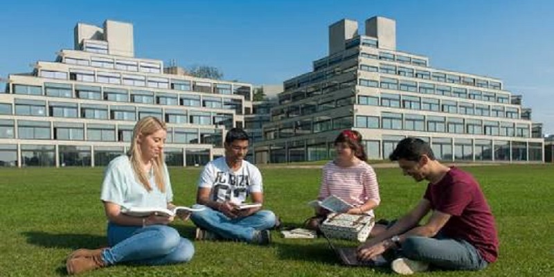 University of East Anglia International Early Payment Awards 2027 | Up to £1,000 Tuition Fee Reduction | Deadline: 11 December 2026
