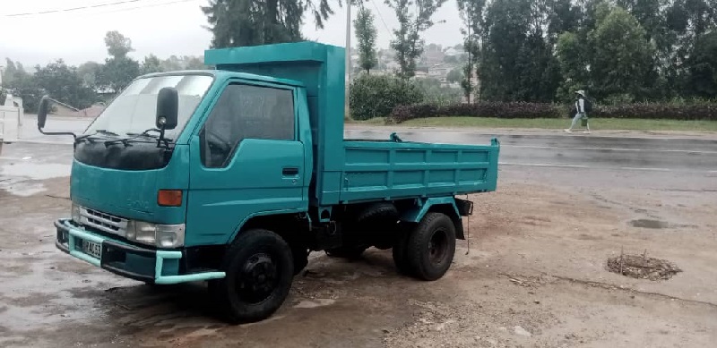 Toyota Dyna 300 1995 FOR SALE – Well Maintained, Perfect Condition, All Documents Available – 19M RWF Negotiable